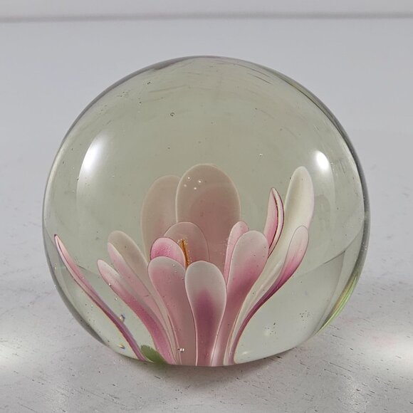 Vintage Art Glass Pink Flower Paperweight Small 2" - Picture 6 of 8